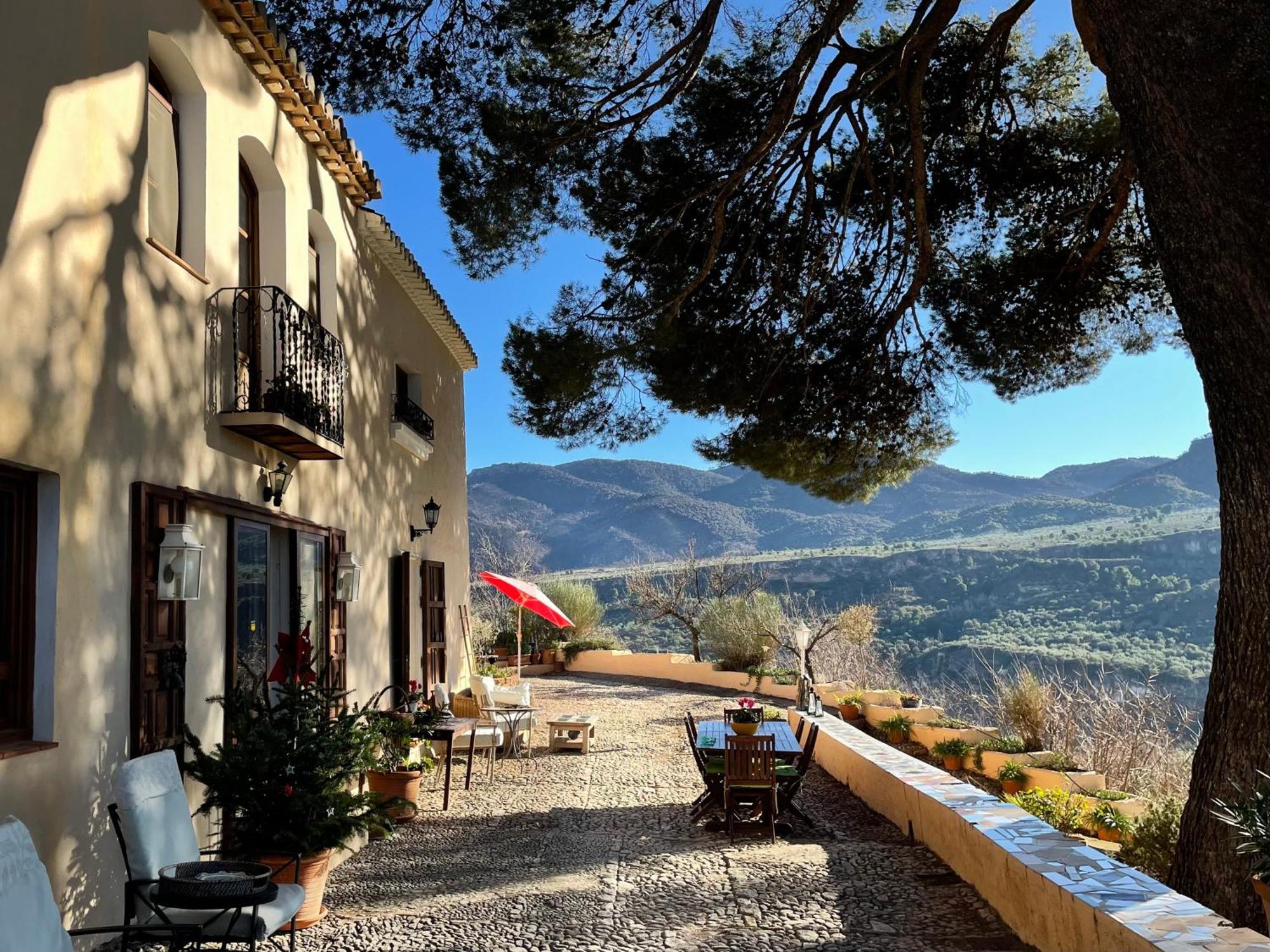 Cortijo El Pino Retreat Panzió Albuñuelas Kültér fotó